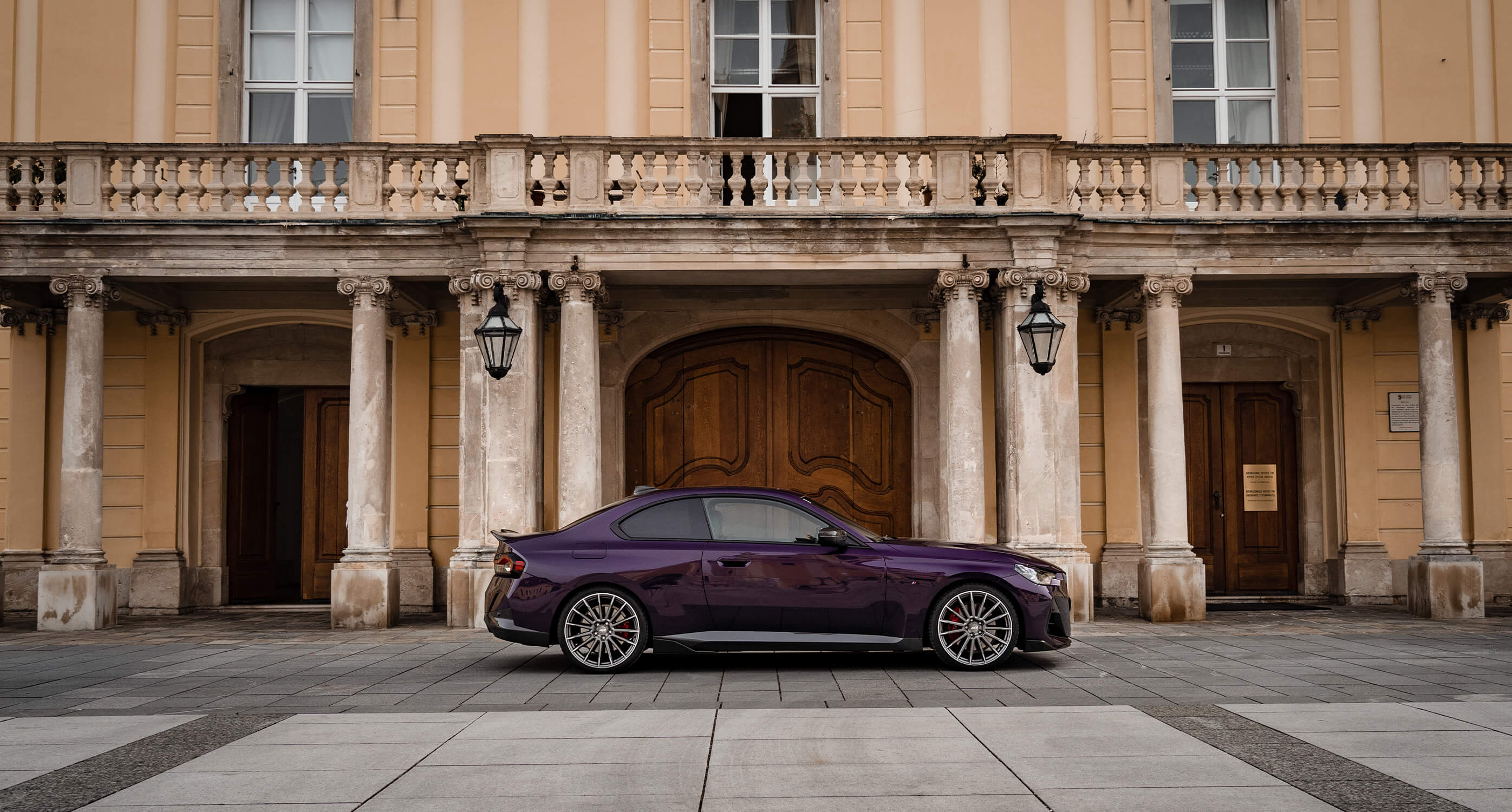 Mysterious elegance for the snappy coupé